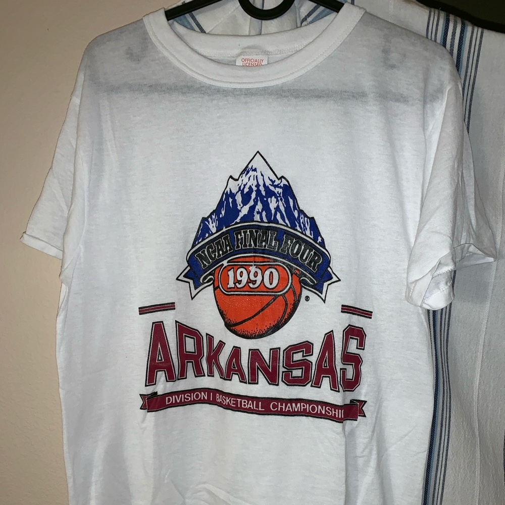 Vintage 1990 NCAA FINAL FOUR ARKANSAS T SHIRT